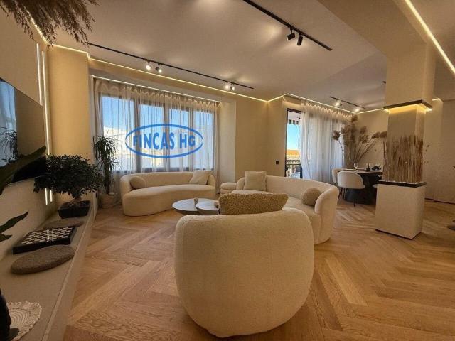 Piso de alto standing de 151 m2 en venta en Alicante, Comunidad Valenciana