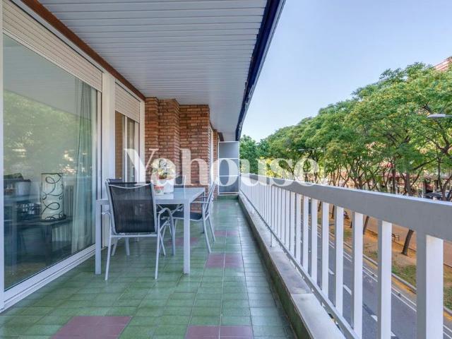 Piso de alto standing de 165 m2 en venta en Barcelona, España