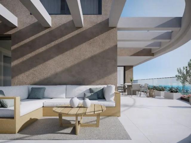 Piso de alto standing de 165 m2 en venta en Estepona, Andalucía