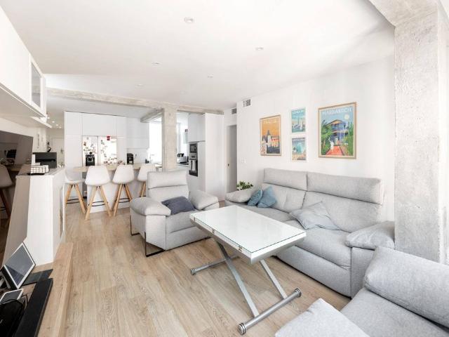Piso de alto standing de 165 m2 en venta en Granada, Andalucía
