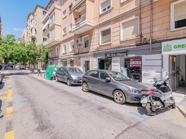 Piso de alto standing de 169 m2 en venta en Granada, España
