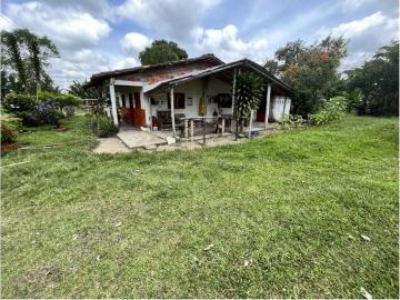 Cortijo de alto standing de 160000 m2 en venta Montenegro, Quindío Department