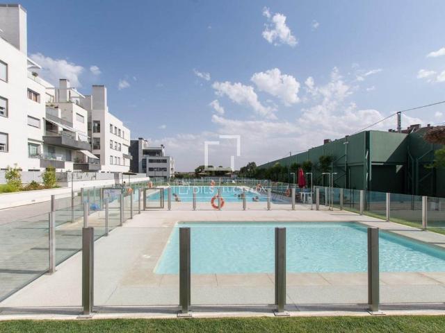 Piso de alto standing de 175 m2 en venta en Madrid, España