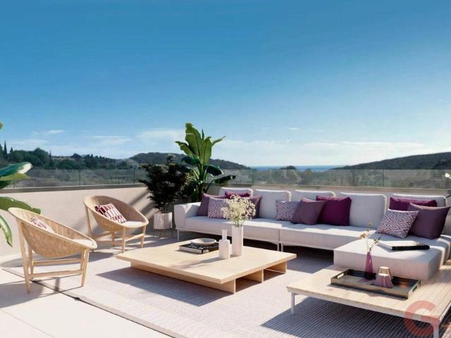 Piso de alto standing de 179 m2 en venta en Casares, Andalucía