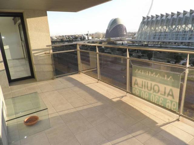 Piso de alto standing de 170 m2 en alquiler en Valencia, Comunidad Valenciana