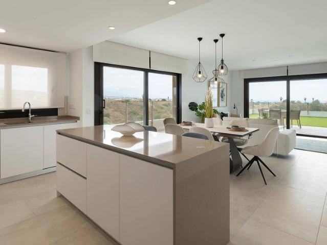 Piso de alto standing de 170 m2 en venta en Estepona, Andalucía