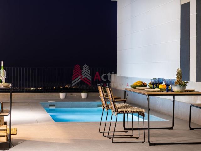 Piso de alto standing de 170 m2 en venta en Polop, España