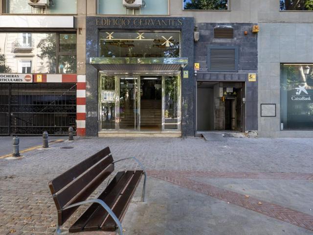 Piso de alto standing de 185 m2 en venta en Granada, Andalucía