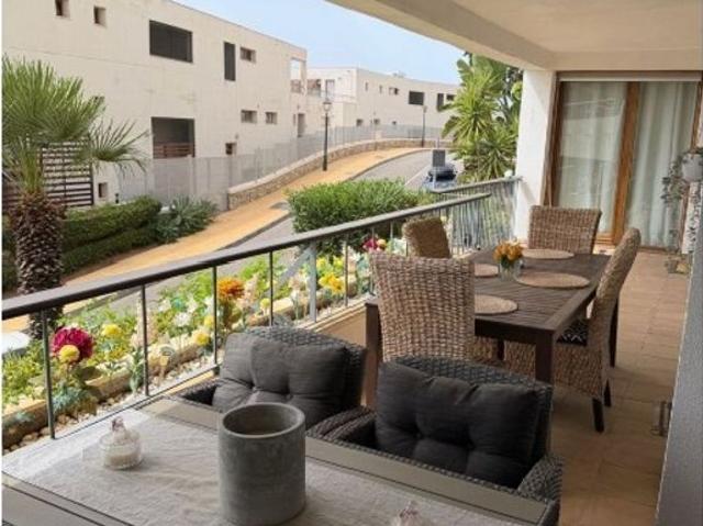Piso de alto standing de 187 m2 en venta en Alto de los Monteros, Marbella, Andalucía