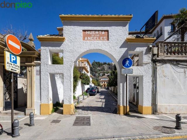 Piso de alto standing de 187 m2 en venta en Granada, Andalucía