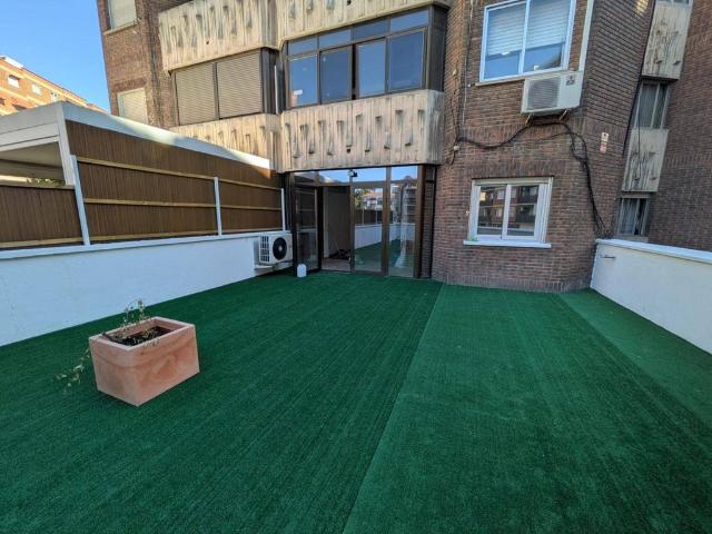 Piso de alto standing de 180 m2 en venta en Alcalá de Henares, España
