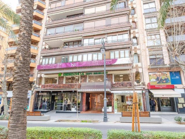 Piso de alto standing de 181 m2 en venta en Alicante, España
