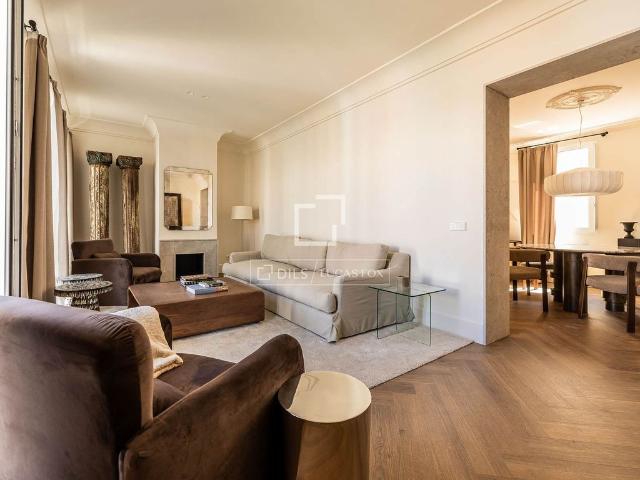 Piso de alto standing de 183 m2 en venta en Madrid, Comunidad de Madrid