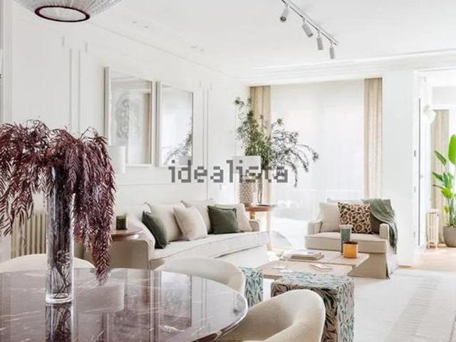 Piso de alto standing de 197 m2 en venta en Madrid, Comunidad de Madrid