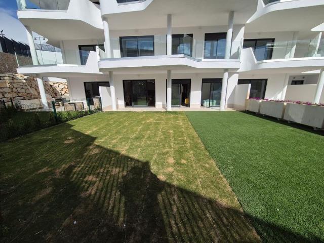 Piso de alto standing de 190 m2 en venta en Benalmádena, Andalucía
