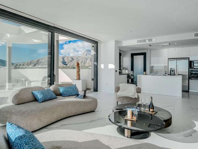Piso de alto standing de 202 m2 en venta en Benidorm, Comunidad Valenciana