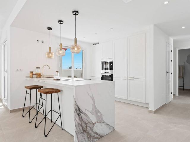Piso de alto standing de 215 m2 en venta en Marbella, España