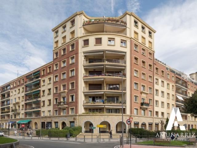 Piso de alto standing de 216 m2 en venta en Fuenterrabía, España