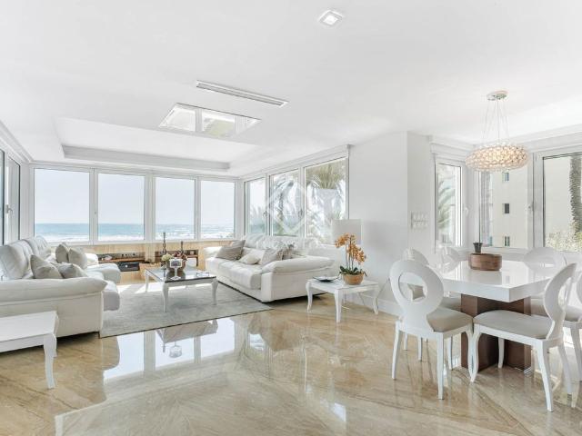 Piso de alto standing de 227 m2 en venta en Alicante, España