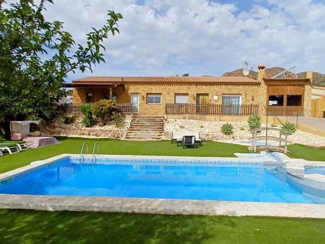 Piso de alto standing de 221 m2 en alquiler en Bédar, España