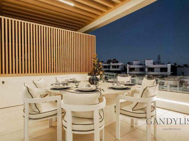 Piso de alto standing de 250 m2 en venta en Marbella, Andalucía