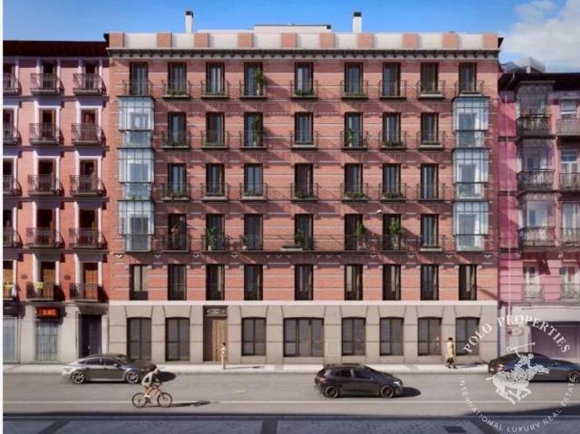 Piso de alto standing de 275 m2 en venta en Madrid, Comunidad de Madrid