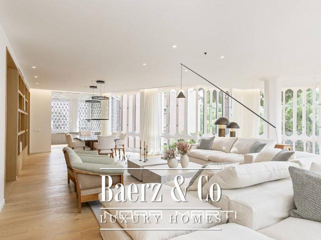 Piso de alto standing de 278 m2 en venta en Barcelona, España