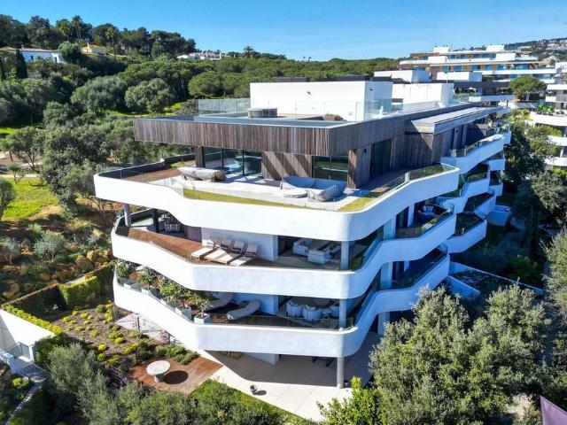Piso de alto standing de 288 m2 en venta en Sotogrande, España