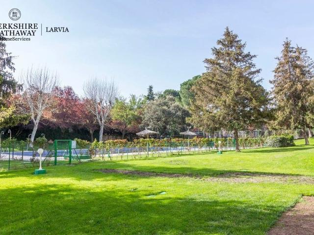 Piso de alto standing de 300 m2 en alquiler en Alcobendas, Comunidad de Madrid