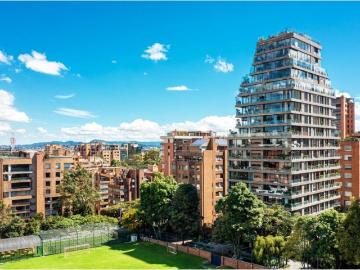 Piso de alto standing de 300 m2 en venta en Santafe de Bogotá, Colombia