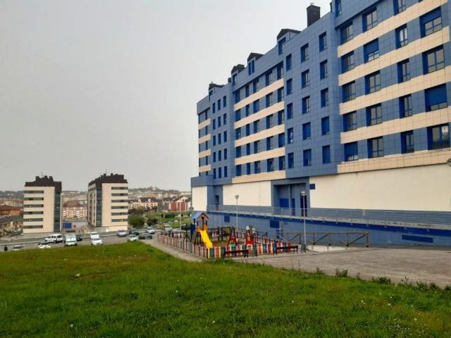 Piso de alto standing de 3140 m2 en venta en Corvera de Asturias, España