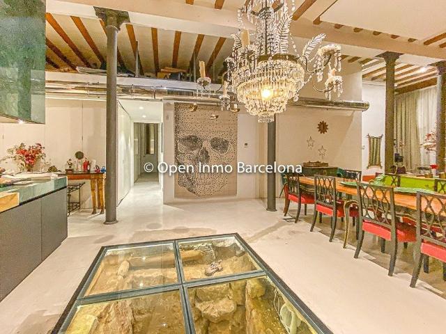 Piso de alto standing de 318 m2 en venta en Barcelona, Cataluña