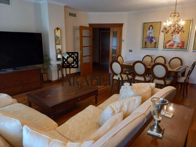 Piso de alto standing de 323 m2 en venta en Córdoba, España