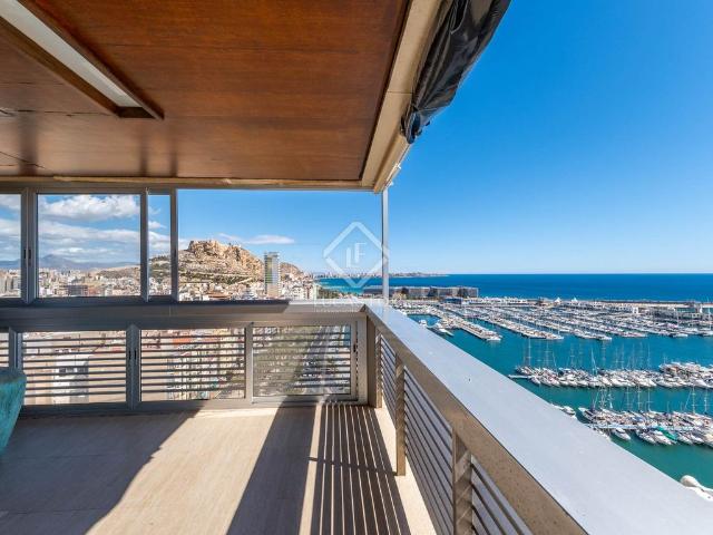Piso de alto standing de 354 m2 en venta en Alicante, Comunidad Valenciana