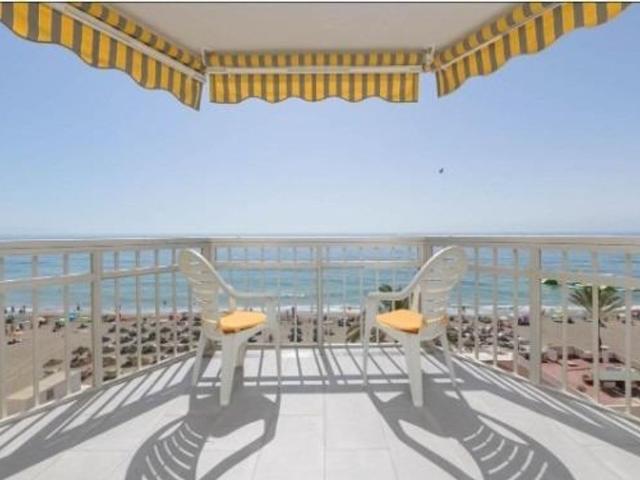 Piso de alto standing de 46 m2 en venta en Fuengirola, España