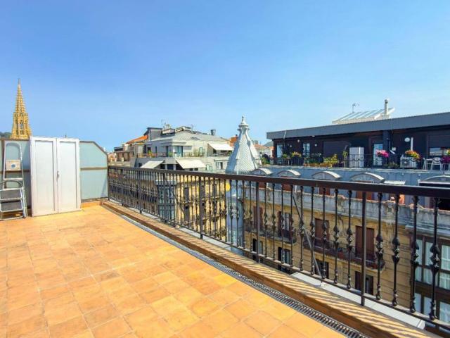 Piso de alto standing de 50 m2 en venta en San Sebastián, España