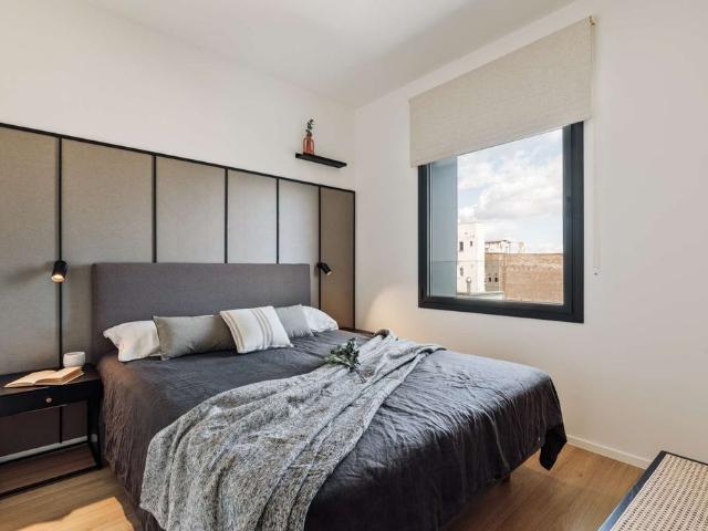 Piso de alto standing de 52 m2 en alquiler en Barcelona, Cataluña