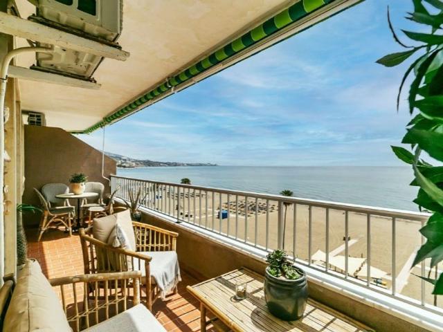 Piso de alto standing de 56 m2 en venta en Fuengirola, Andalucía