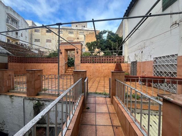 Piso de alto standing de 612 m2 en venta en Cáceres, España