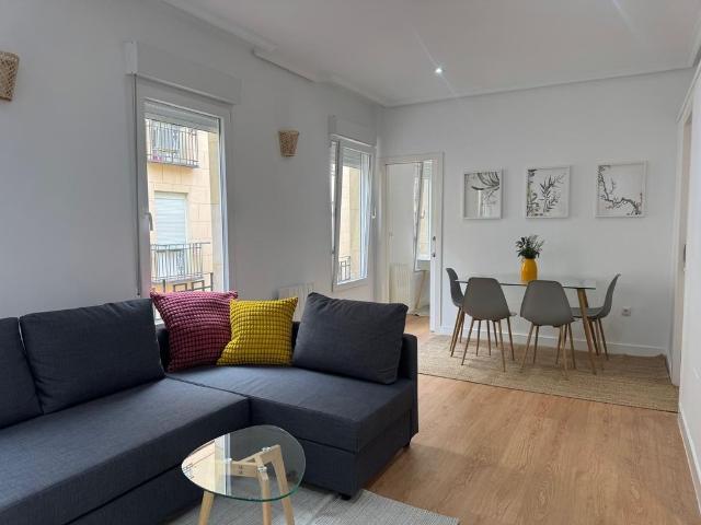 Piso de alto standing de 62 m2 en venta en Madrid, Comunidad de Madrid