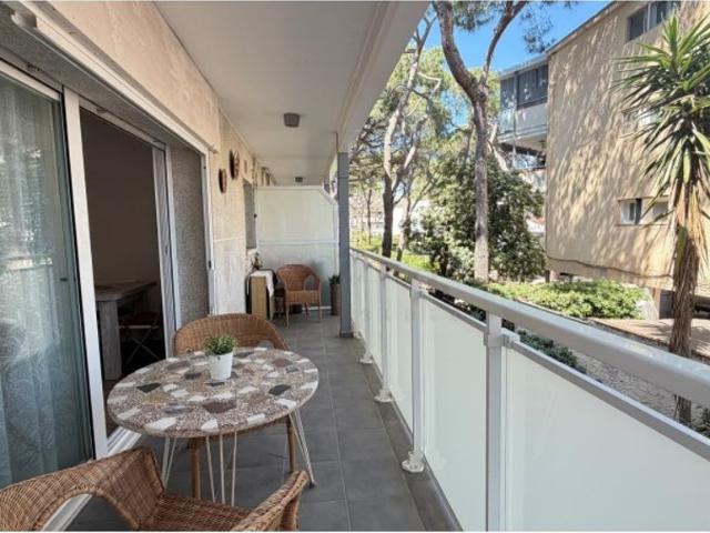Piso de alto standing de 66 m2 en alquiler en Castelldefels, Cataluña