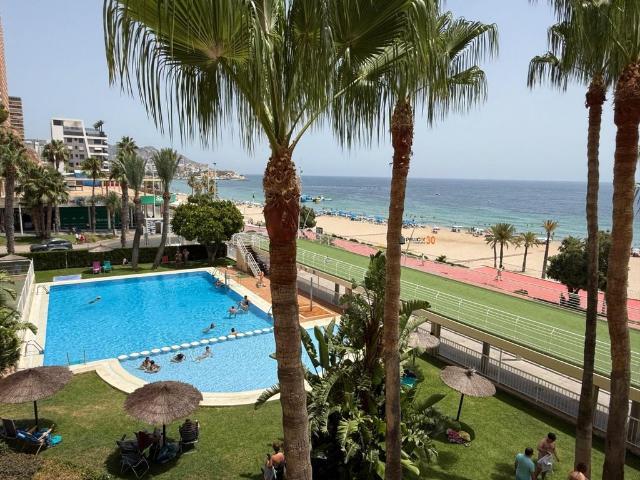 Piso de alto standing de 67 m2 en venta en Benidorm, España
