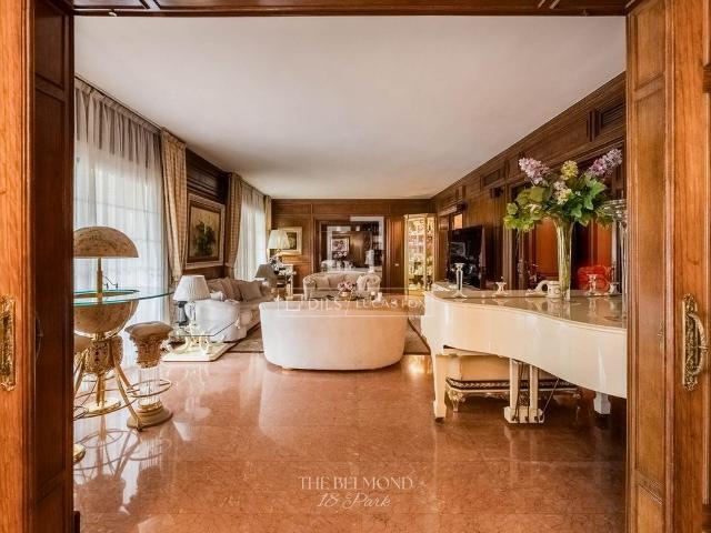 Piso de alto standing de 683 m2 en venta en Barcelona, Cataluña