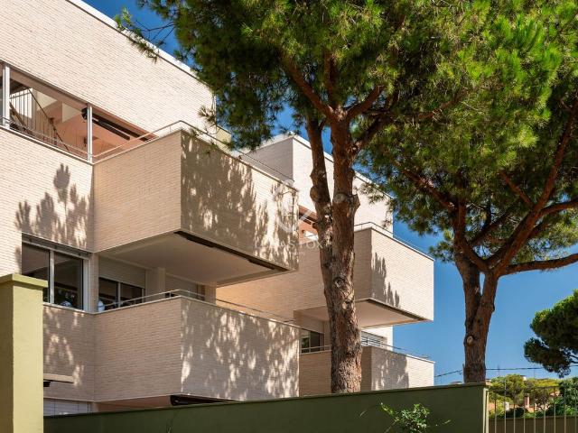 Piso de alto standing de 72 m2 en alquiler en Castelldefels, España