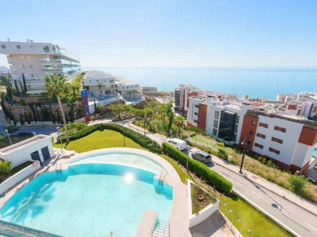 Piso de alto standing de 72 m2 en venta en Fuengirola, Andalucía