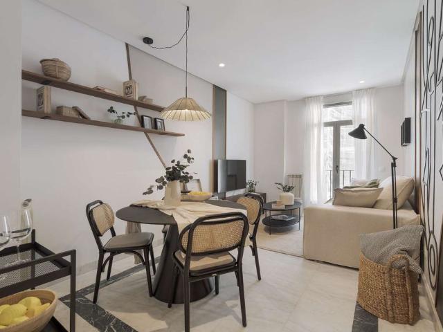 Piso de alto standing de 75 m2 en alquiler en Madrid, España