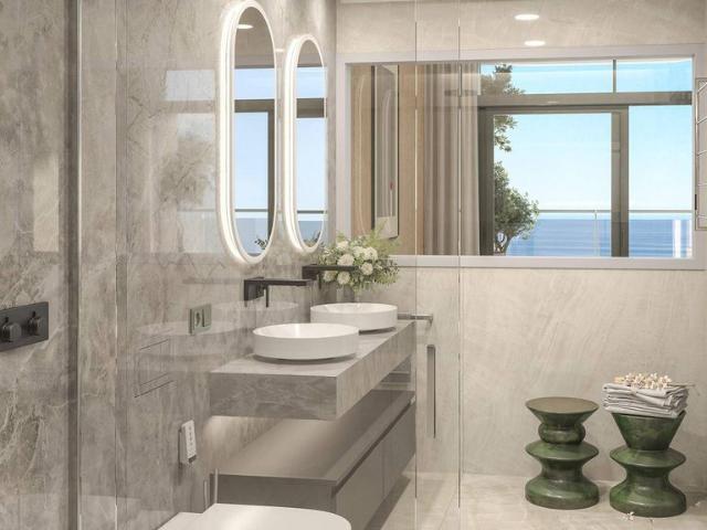 Piso de alto standing de 79 m2 en venta en Benidorm, Comunidad Valenciana