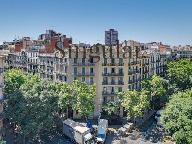 Piso de alto standing de 80 m2 en venta en Barcelona, Cataluña