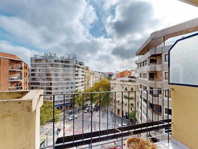 Piso de alto standing de 80 m2 en venta en Valencia, Comunidad Valenciana