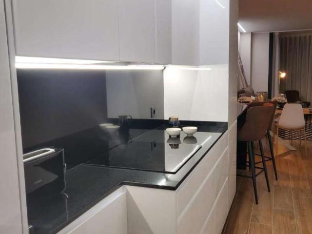 Piso de alto standing de 81 m2 en alquiler en Vigo, Galicia